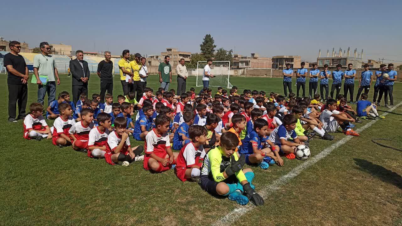 پیام آذری