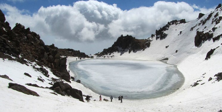 پیام آذری