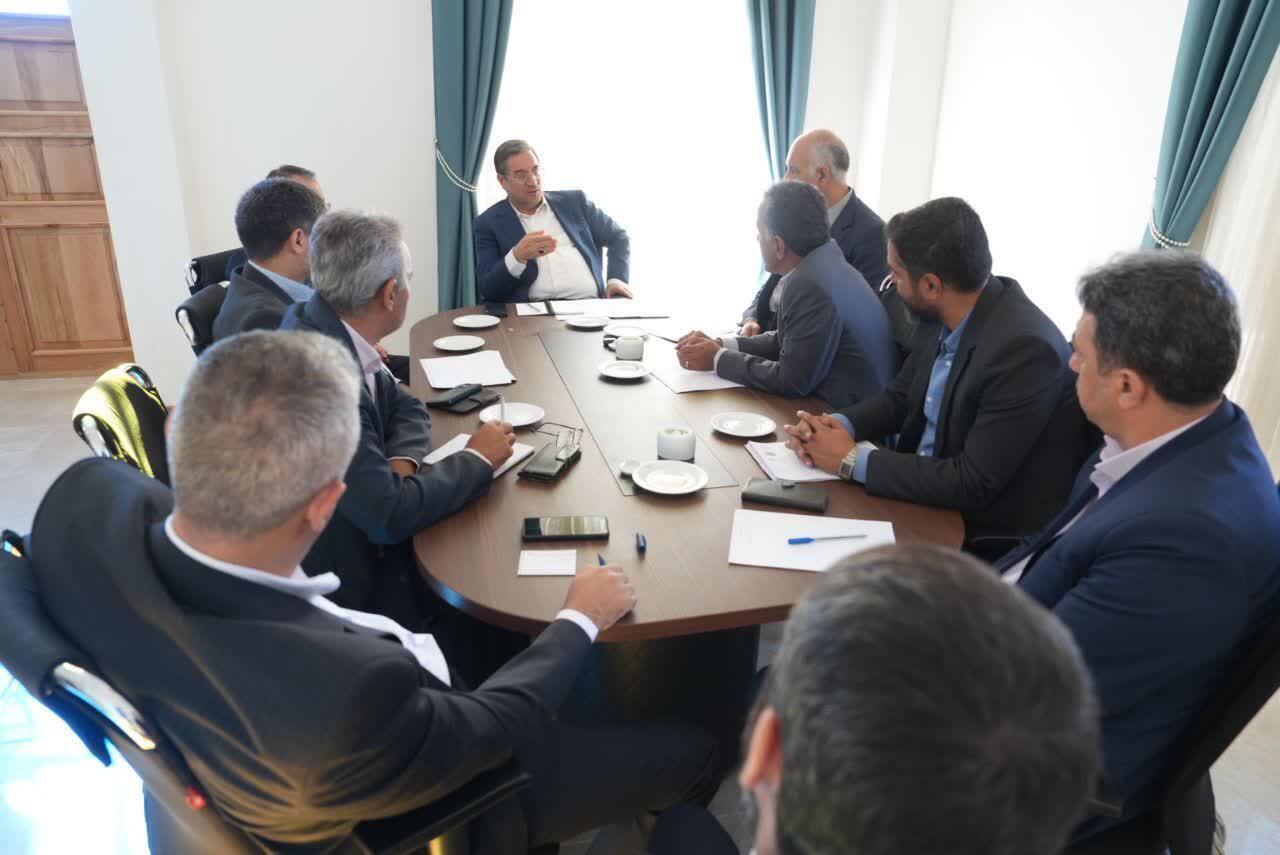 پیام آذری