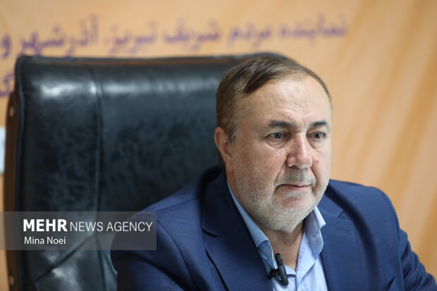 نوین: شرکت ملی طلای ایران را تشکیل دهید