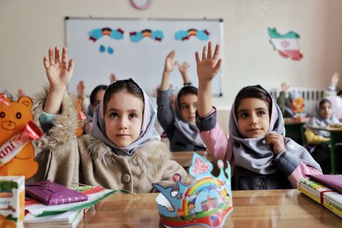 پیام آذری