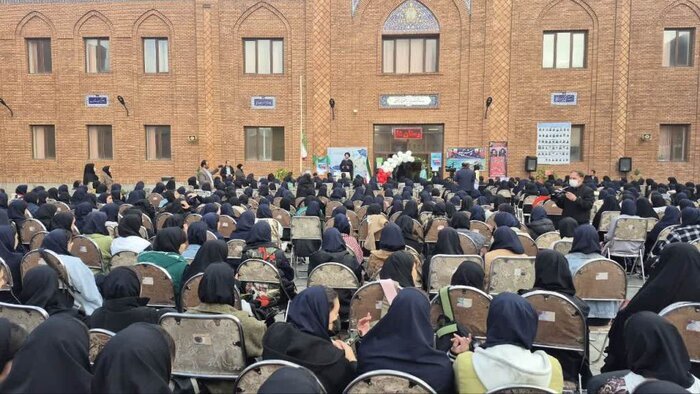 پیام آذری