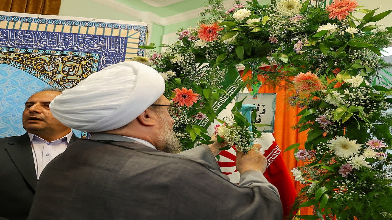 پیام آذری