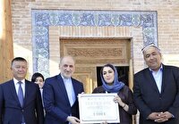 هنرمند اردبیلی «ماهرترین زن سفالگر» فستیوال جهانی صنایع ‌دستی شد
