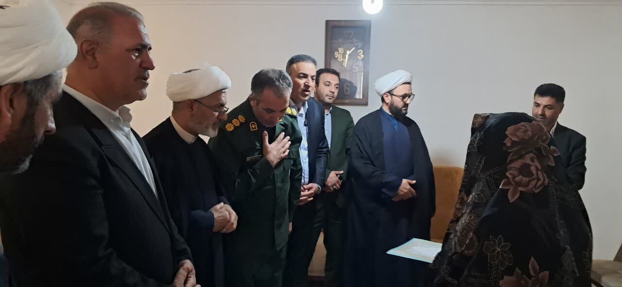پیام آذری