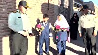 بدرقه فرزندان شهید مدافع وطن به مدرسه در بناب