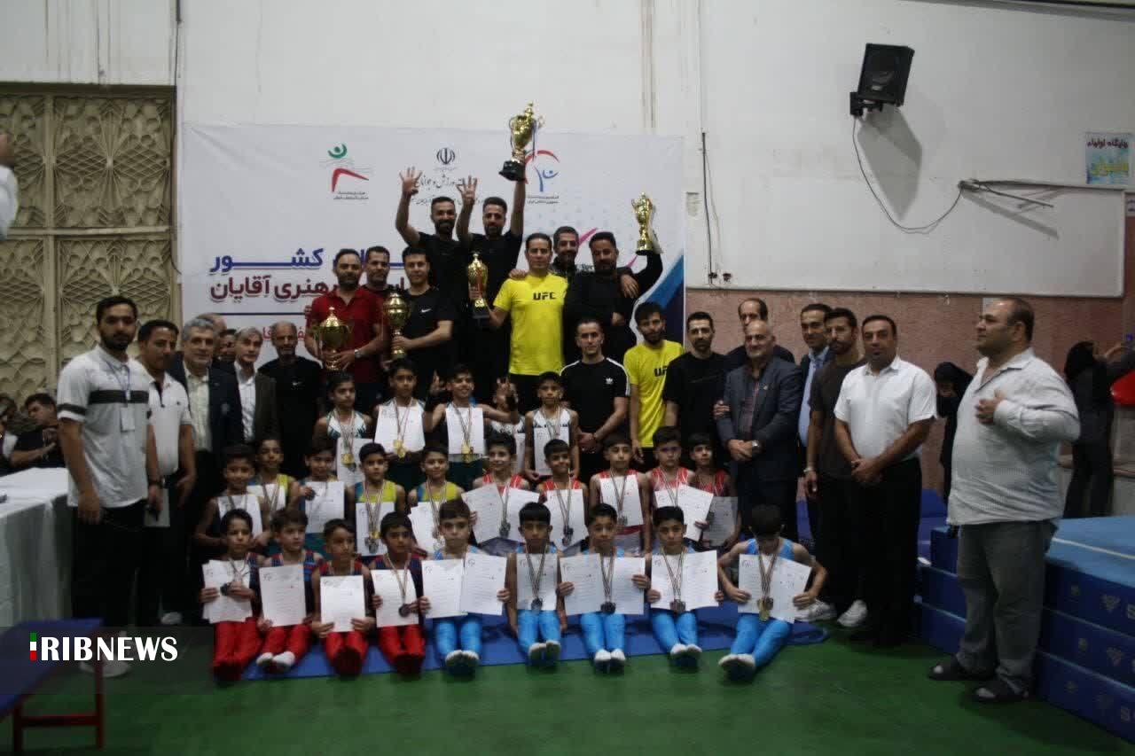 پیام آذری