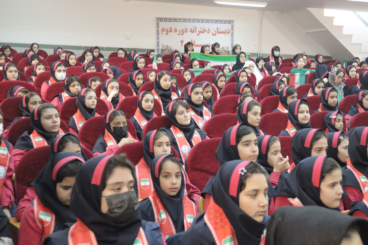 پیام آذری