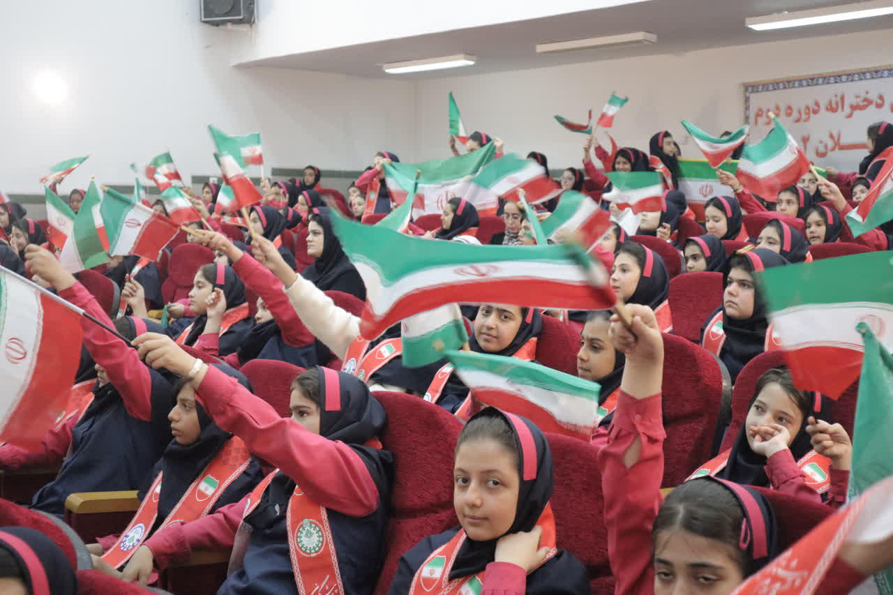 پیام آذری