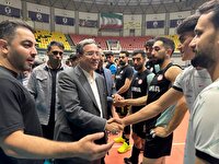 بازدید استاندار آذربایجان‌غربی از تمرین تیم والیبال شهرداری ارومیه