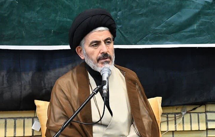 عده‌ای بر طبل اختلاف کوبیده و اختلافات قومی و مذهبی را تقویت می‌کنند