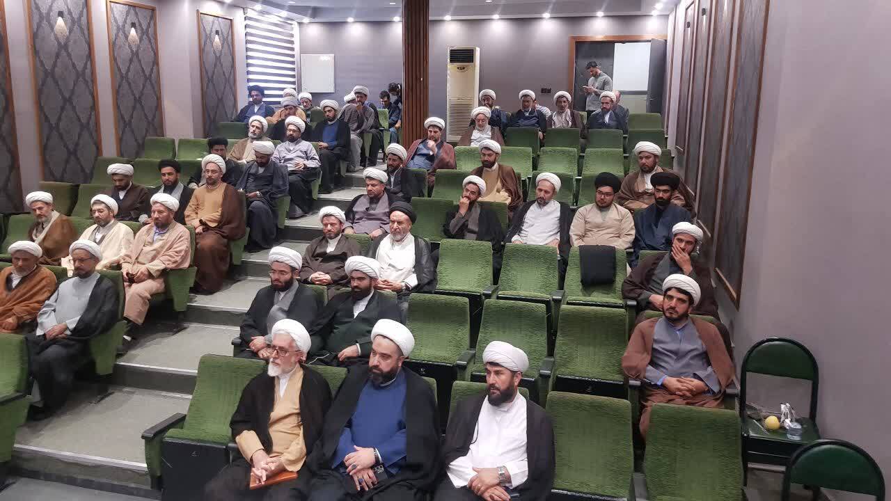 پیام آذری