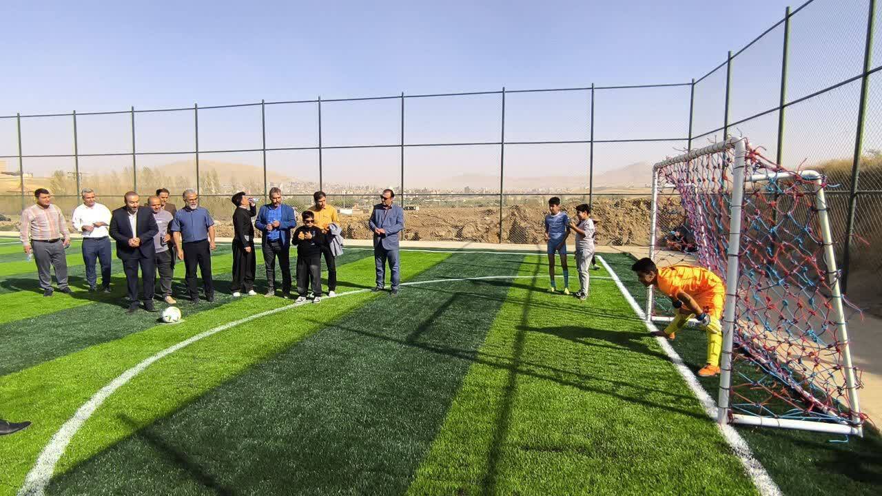 پیام آذری