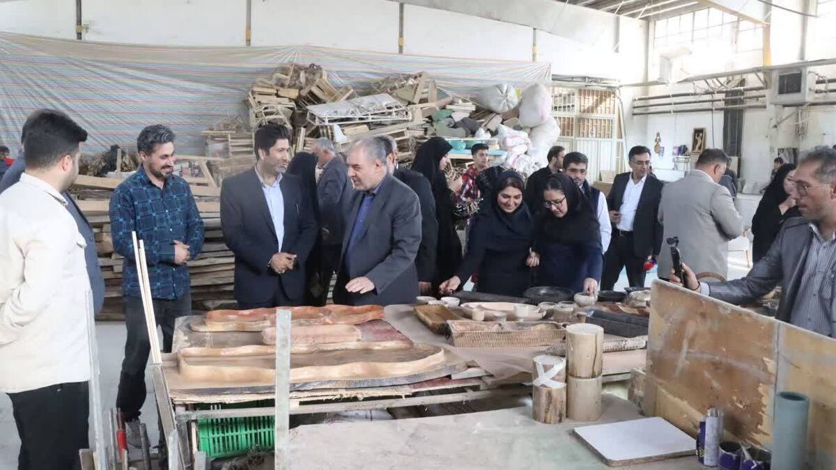 پیام آذری