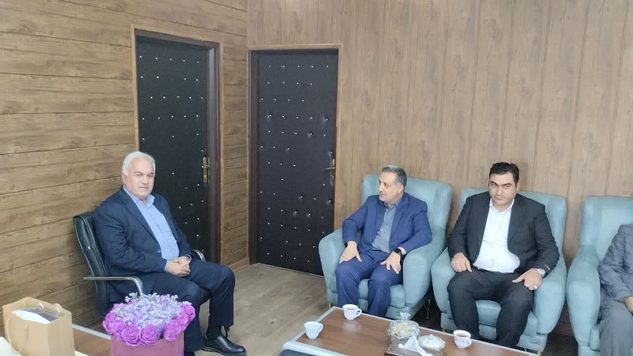 پیام آذری