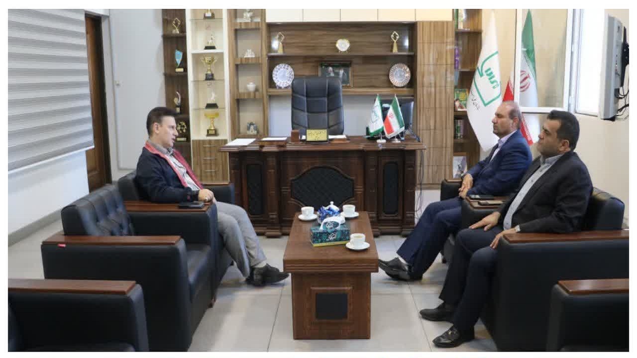 پیام آذری
