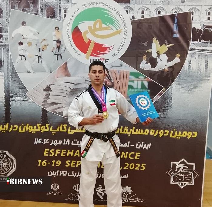 پیام آذری