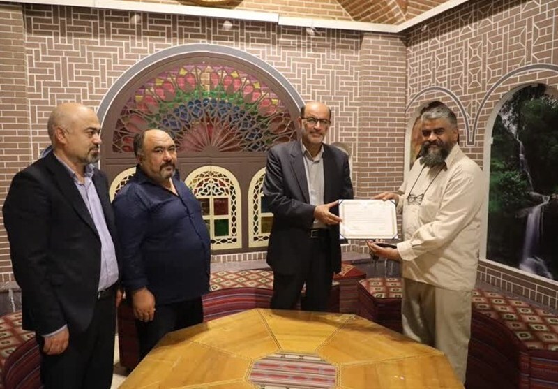 پیام آذری