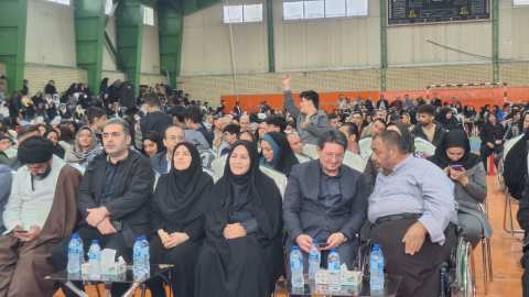پیام آذری