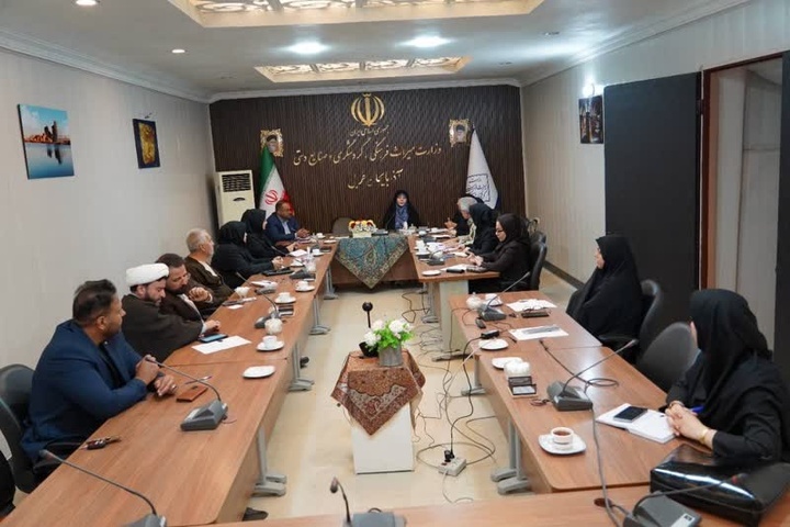 پیام آذری