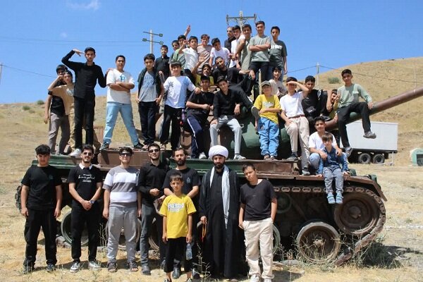 پیام آذری