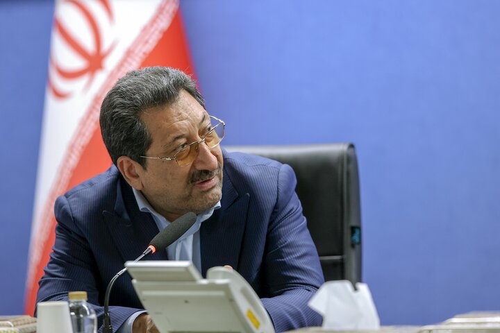 اتابک: سه ماهه اول سال صادرات غیر نفتی کشور منفی ۲۴ درصد بود