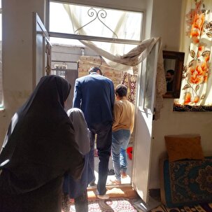 یاسین و سه خواهرش راهی مدرسه شدند