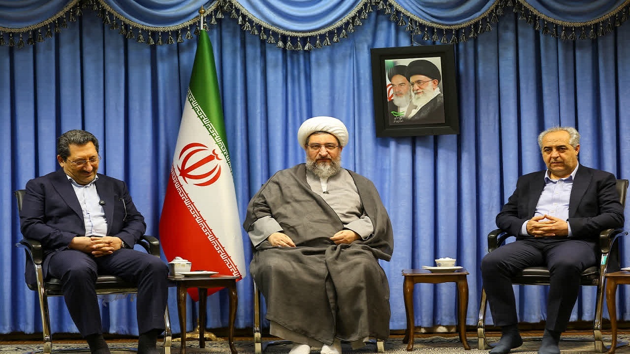 پیام آذری