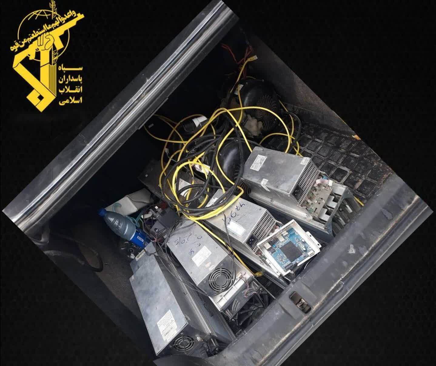 پیام آذری