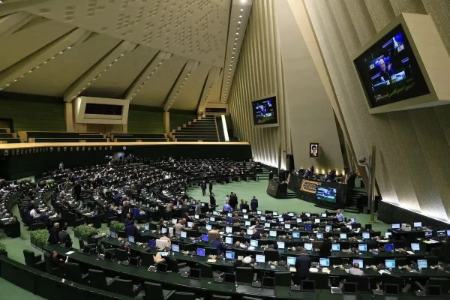 افشاگری روزنامه جمهوری اسلامی از یک پنهانکاری عجیب در مجلس: در حال تصویب قانونی هستند که مرد خارجی با صیغه کردن زن ایرانی، تبعه ایران شود