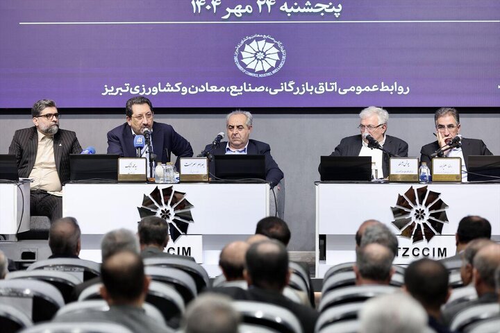 اتابک: توسعه، داروی مشکلات اقتصادی کشور است