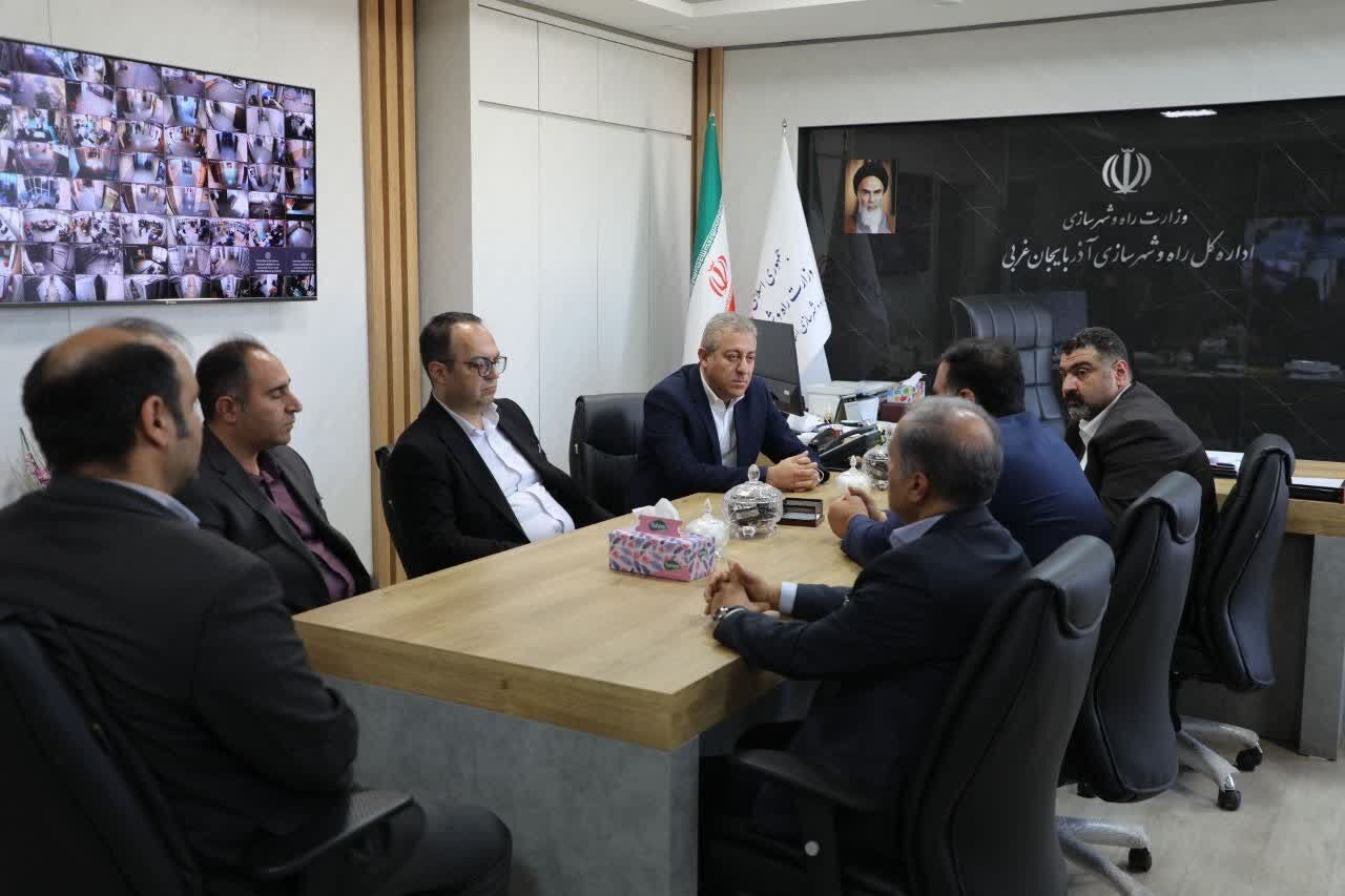 پیام آذری