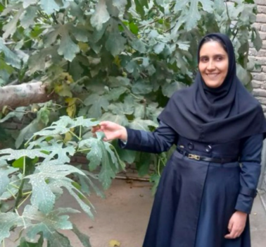 از تحصیل در نهضت تا مشاوری دبیرستان، داستان یک معلم نابینای موفق