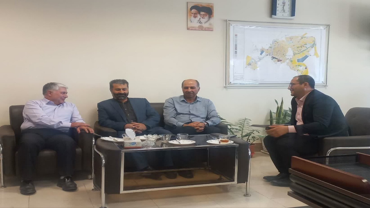 پیام آذری