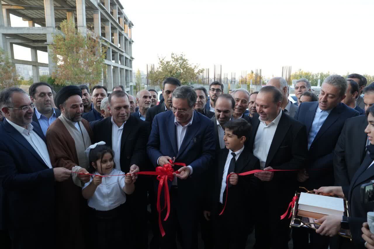پیام آذری