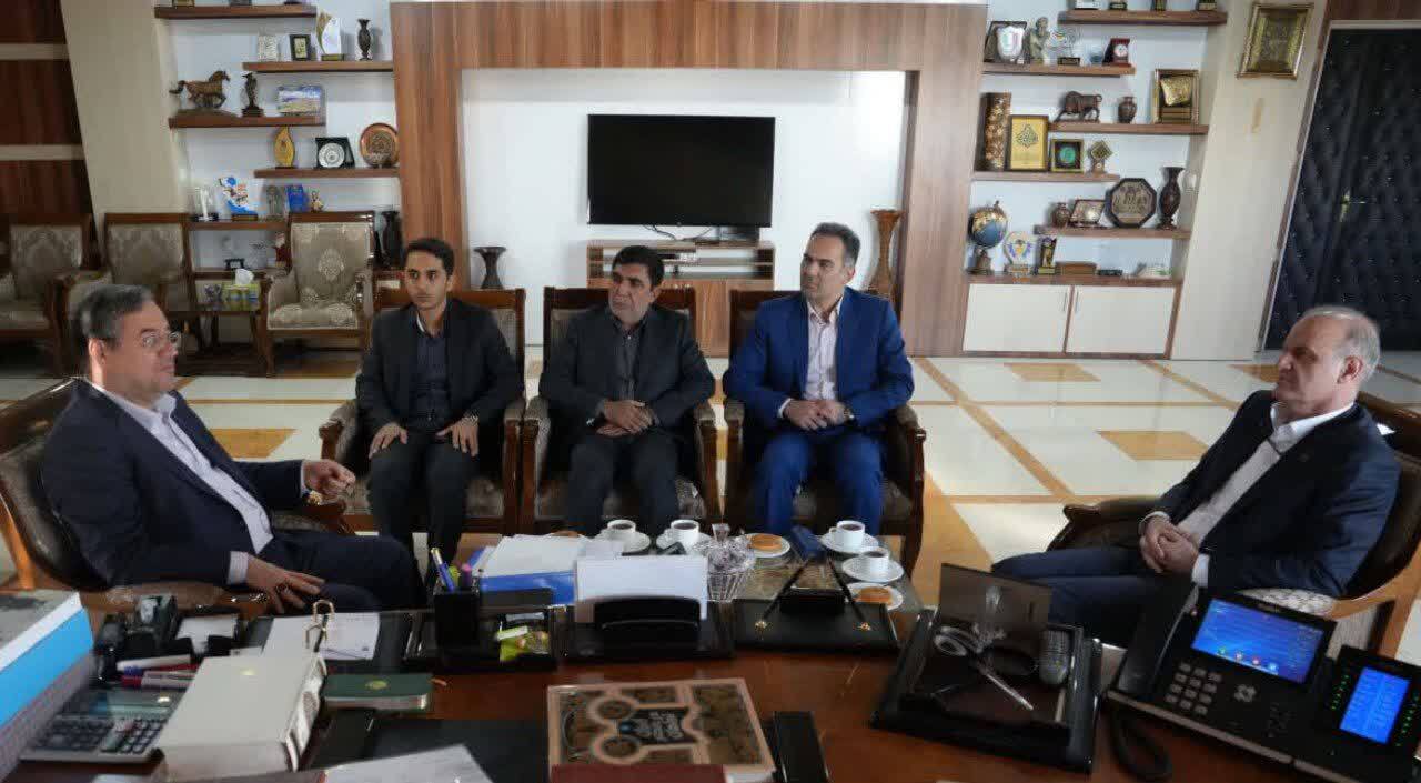 پیام آذری