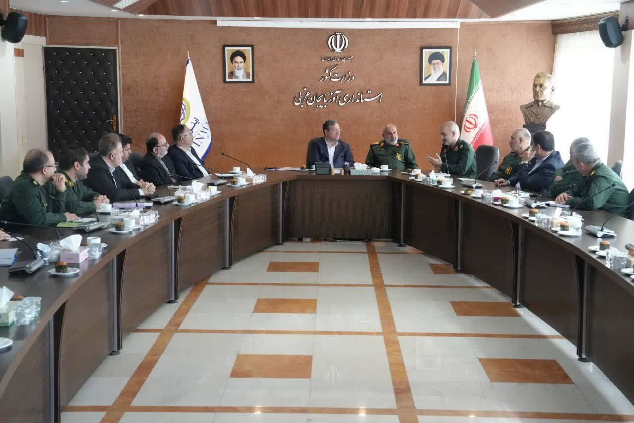 پیام آذری