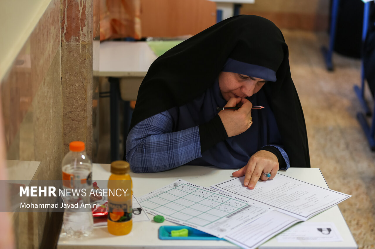 پیام آذری