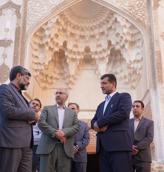 پیام آذری