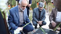 ادای احترام مدیر امور ایثارگران قوه قضائیه به مقام شامخ شهداء