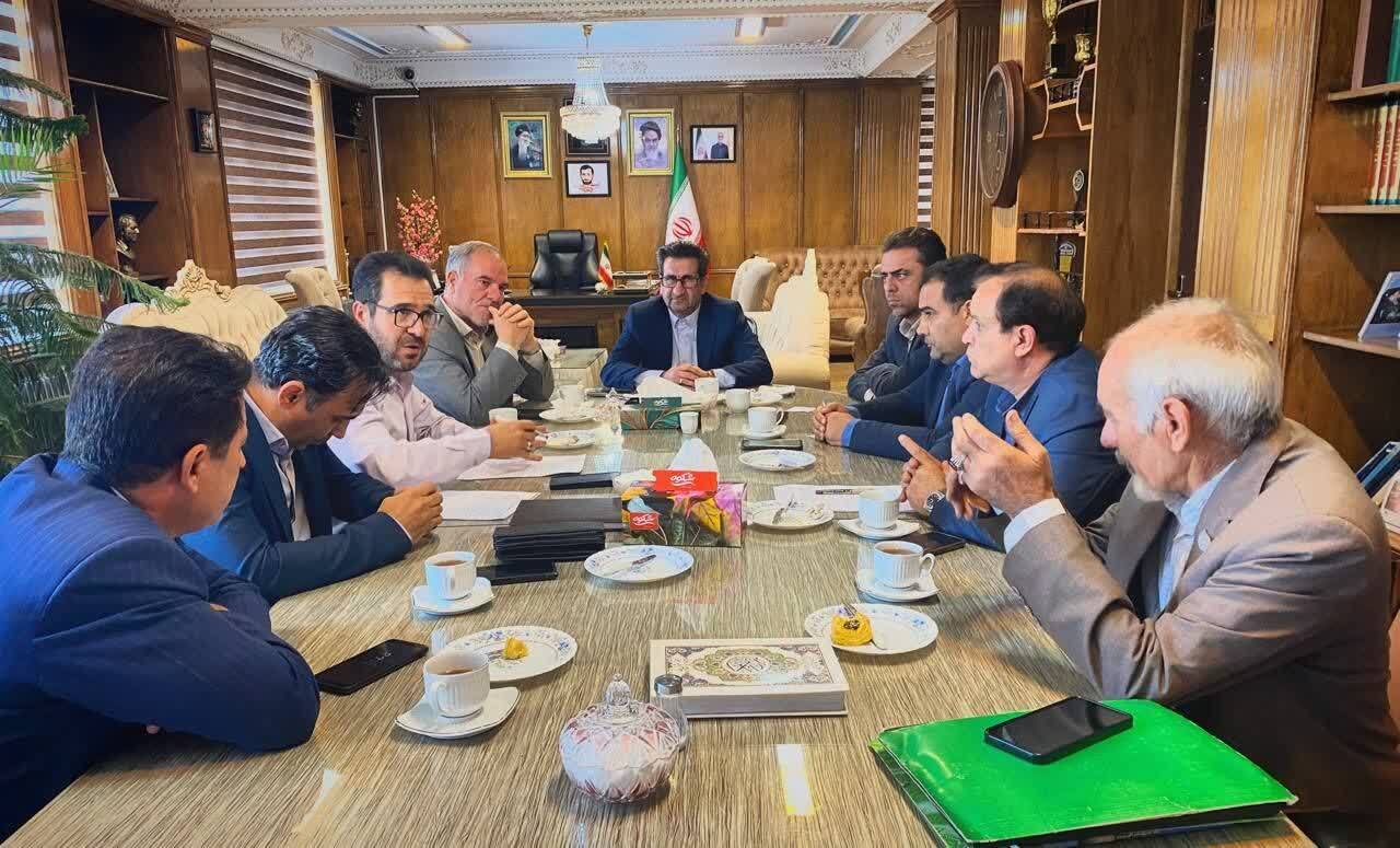 پیام آذری