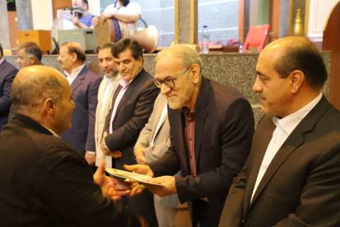 پیام آذری