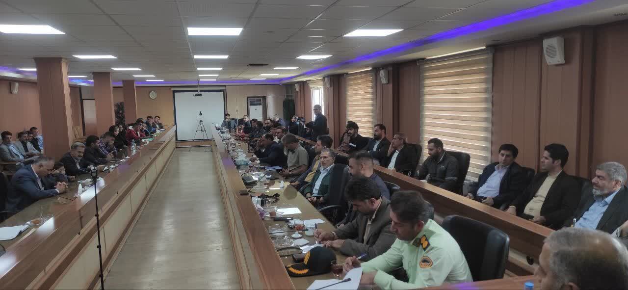 پیام آذری