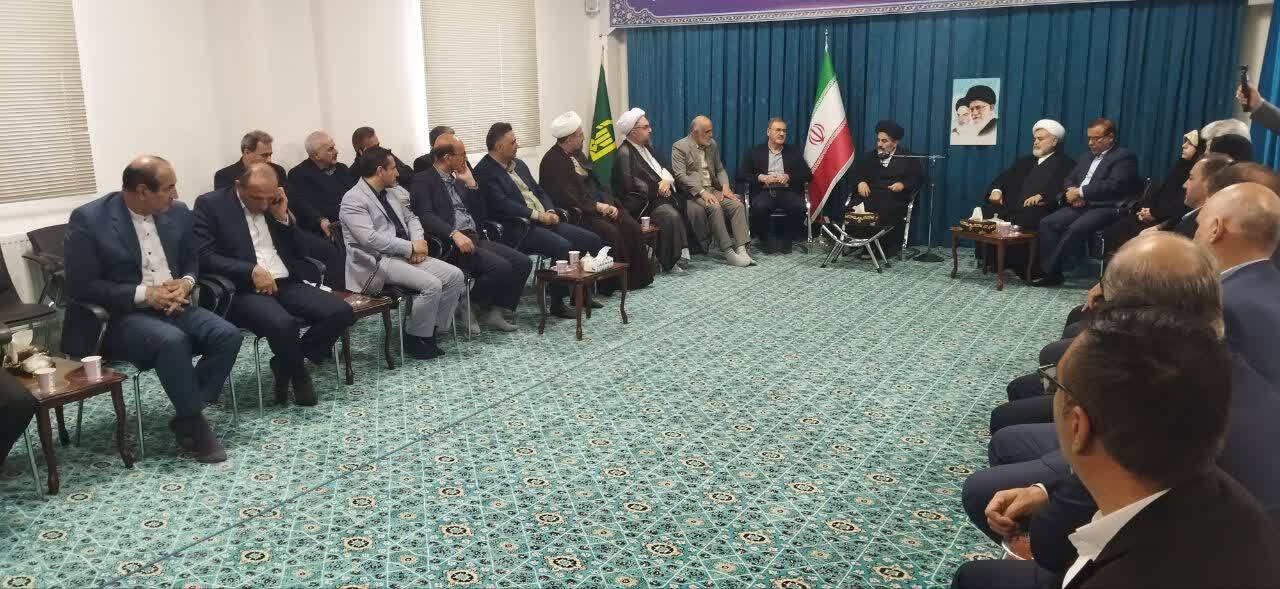 پیام آذری