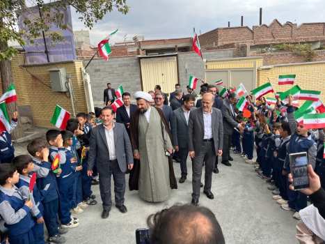 تأکید معاون حقوقی و امور مجلس وزیر آموزش و پرورش بر نقش هم‌افزایی اجتماعی در توسعه زیرساخت‌های آموزشی