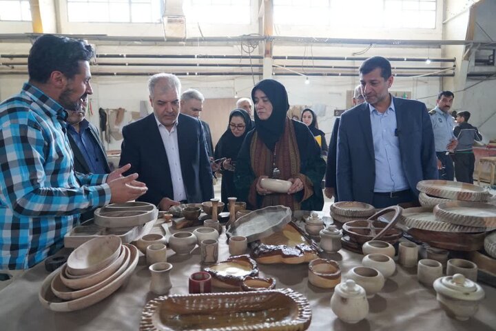 راه‌اندازی ۸ کارگاه صنایع‌دستی در زندان‌های آذربایجان غربی