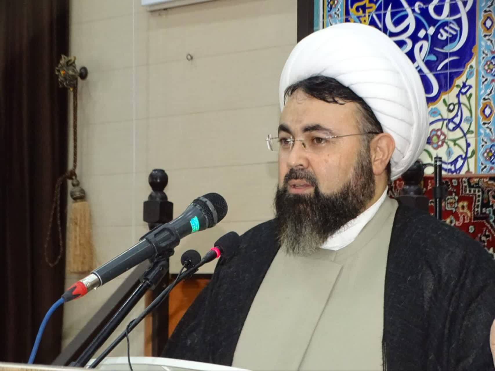 پیام آذری