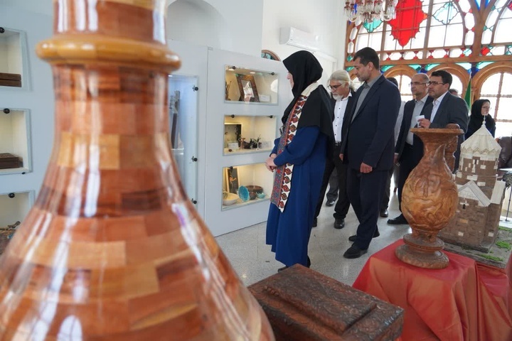 پیام آذری
