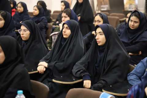پیام آذری