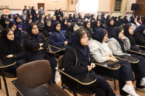 پیام آذری